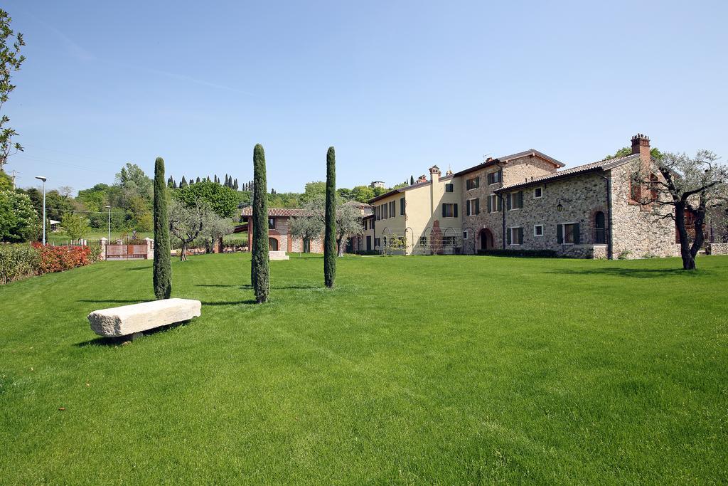 Residence Borgo Mondragon 라찌제 외부 사진