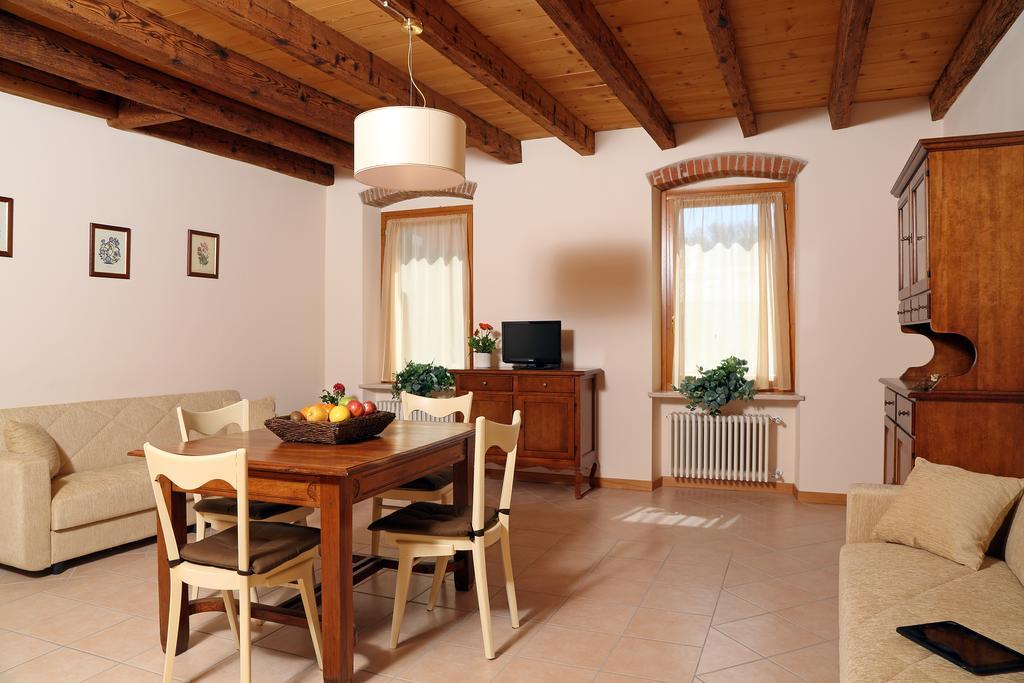 Residence Borgo Mondragon 라찌제 객실 사진