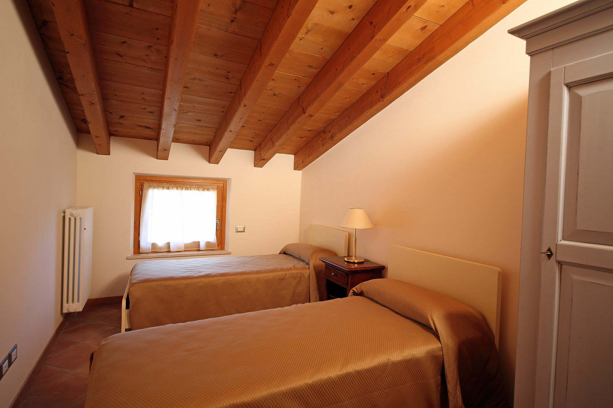 Residence Borgo Mondragon 라찌제 외부 사진