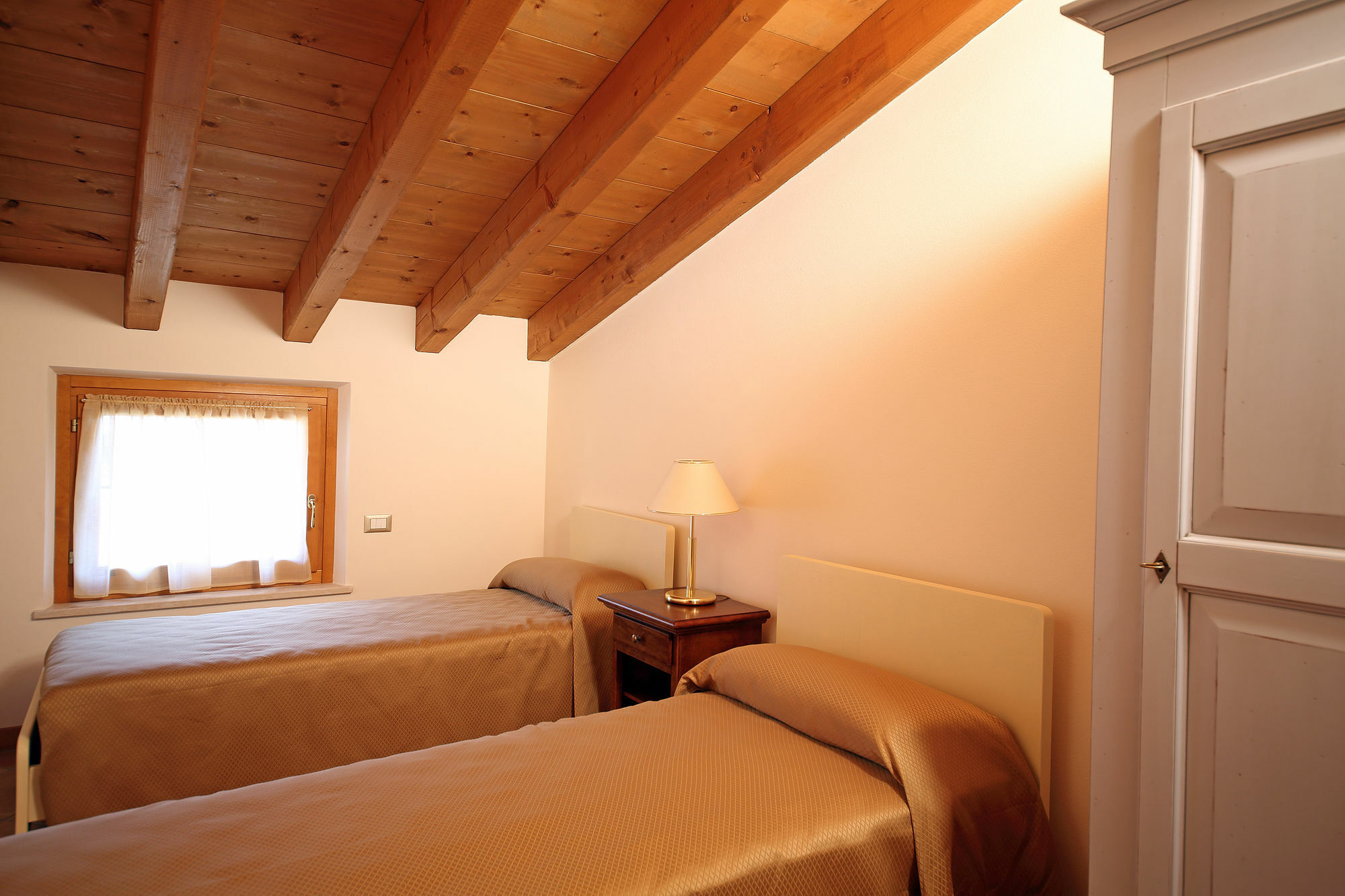 Residence Borgo Mondragon 라찌제 외부 사진